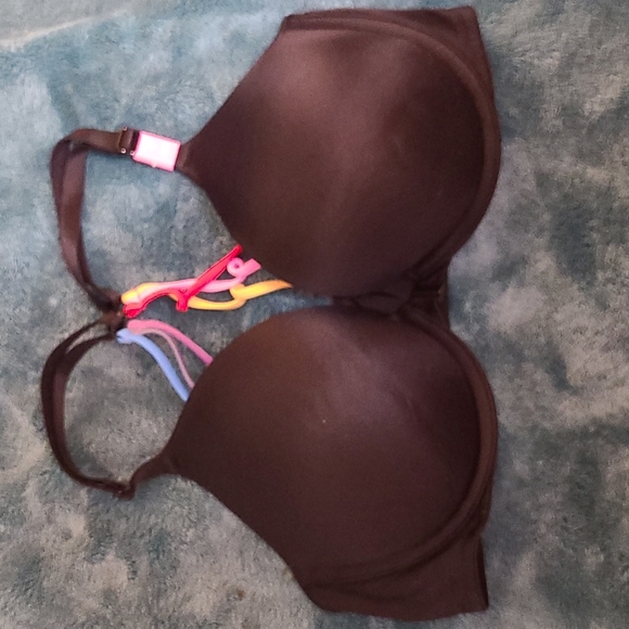 VS Bra - Picture 3 of 4